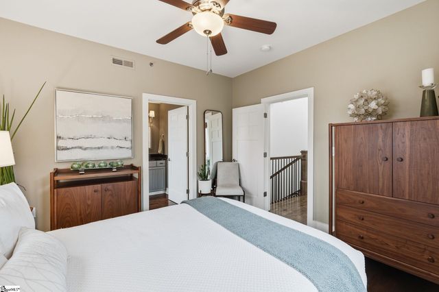 325 Hampton Avenue Unit 106, Greenville, SC 29601