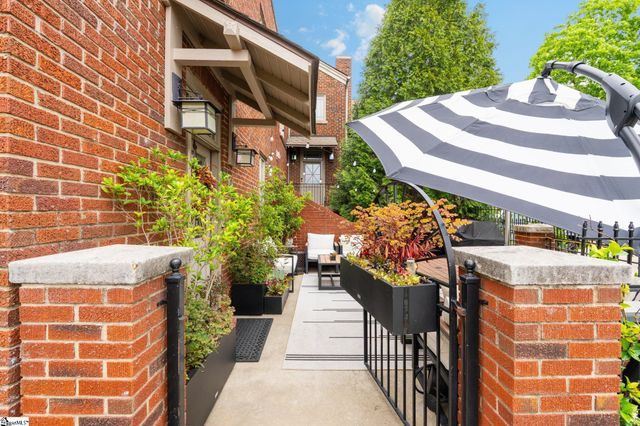325 Hampton Avenue Unit 106, Greenville, SC 29601