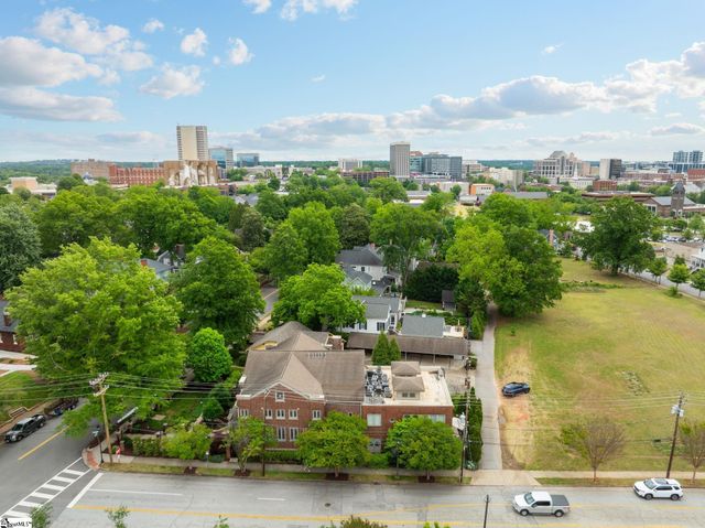 325 Hampton Avenue Unit 106, Greenville, SC 29601