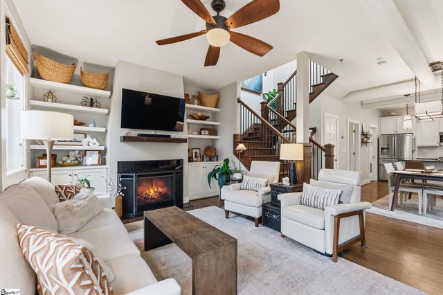 325 Hampton Avenue Unit 106, Greenville, SC 29601