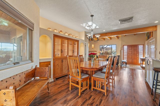 2925 Pueblo Alto, Santa Fe, NM 87507