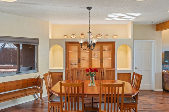 2925 Pueblo Alto, Santa Fe, NM 87507