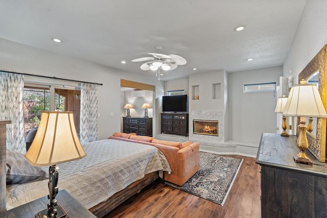 2925 Pueblo Alto, Santa Fe, NM 87507