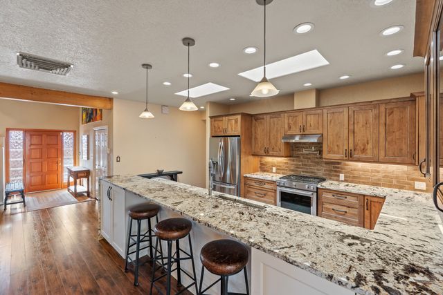 2925 Pueblo Alto, Santa Fe, NM 87507