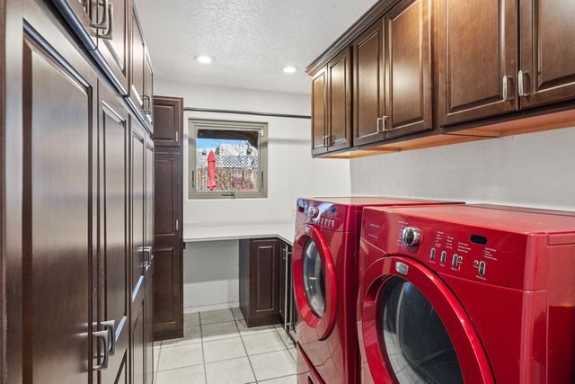 2925 Pueblo Alto, Santa Fe, NM 87507