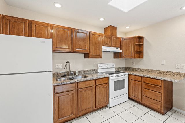 2925 Pueblo Alto, Santa Fe, NM 87507