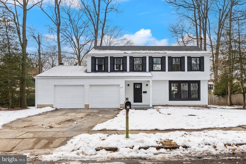 217 GLENVIEW CT, Marlton, NJ 08053