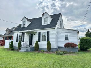 312 FRONTIER DR, Staunton, VA 24401