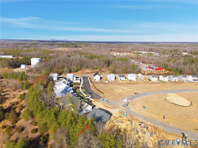 211 Zion Dr, Farmville, VA 23901