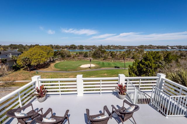 3200 Waterway Boulevard, Isle Of Palms, SC 29451
