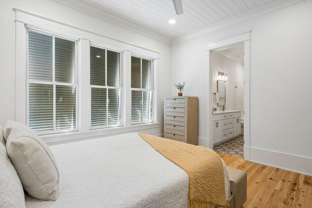 3200 Waterway Boulevard, Isle Of Palms, SC 29451