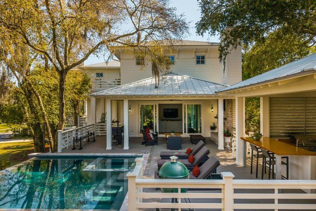 3200 Waterway Boulevard, Isle Of Palms, SC 29451