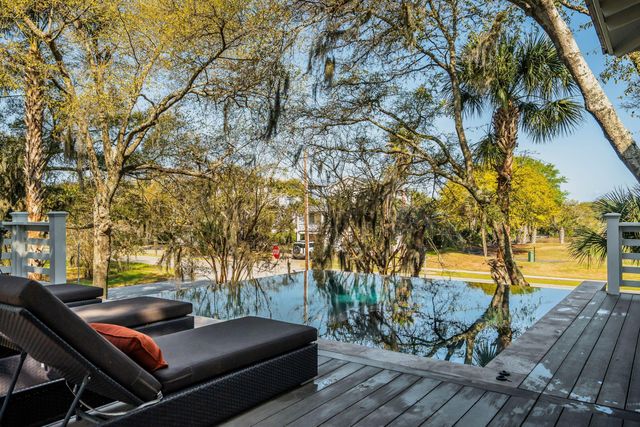 3200 Waterway Boulevard, Isle Of Palms, SC 29451