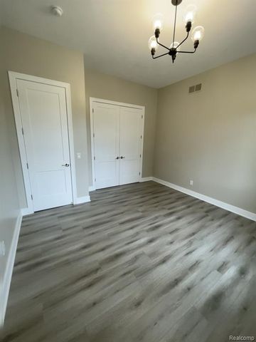 68651 Lake Angela Pointe, Richmond, MI 48062