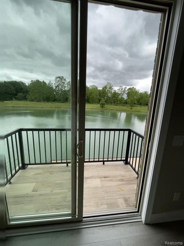 68651 Lake Angela Pointe, Richmond, MI 48062