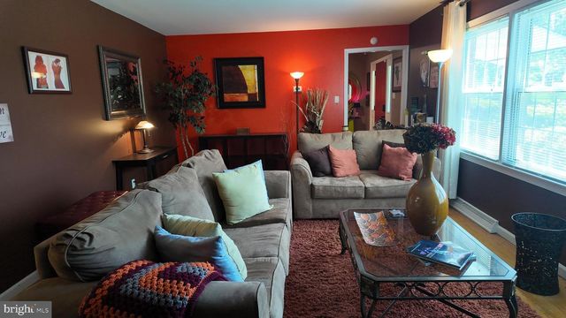 5806 HUNTLAND RD, Temple Hills, MD 20748