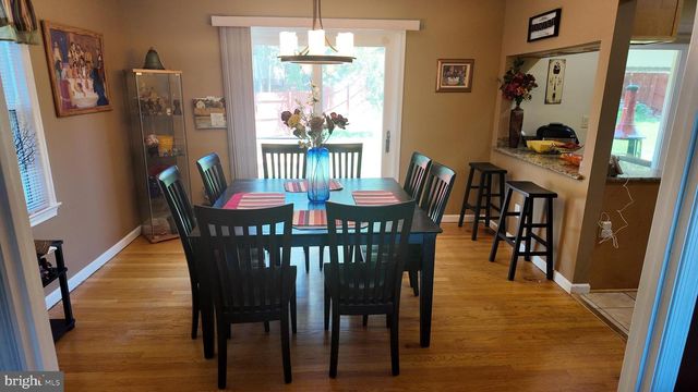 5806 HUNTLAND RD, Temple Hills, MD 20748