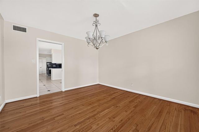 4002 Mischire Drive, Houston, TX 77025