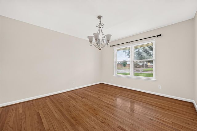 4002 Mischire Drive, Houston, TX 77025