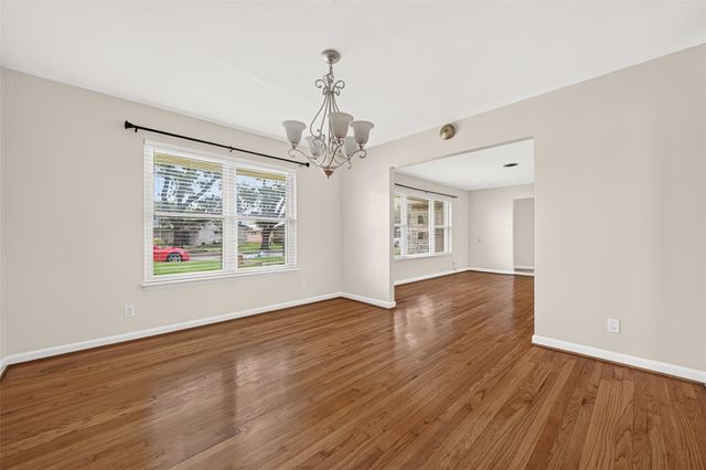 4002 Mischire Drive, Houston, TX 77025