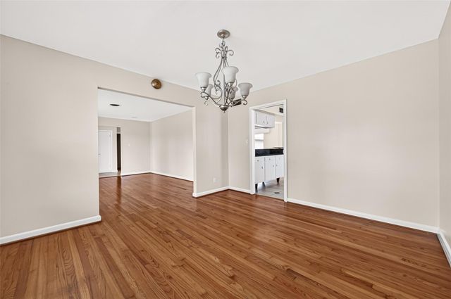 4002 Mischire Drive, Houston, TX 77025
