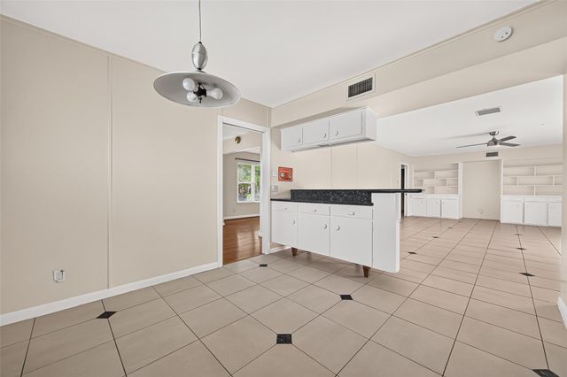 4002 Mischire Drive, Houston, TX 77025
