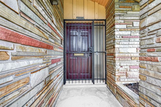 4002 Mischire Drive, Houston, TX 77025