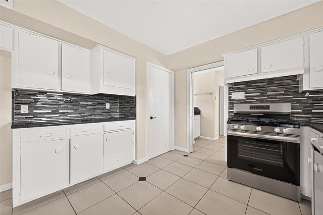 4002 Mischire Drive, Houston, TX 77025