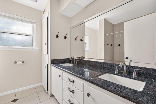 4002 Mischire Drive, Houston, TX 77025