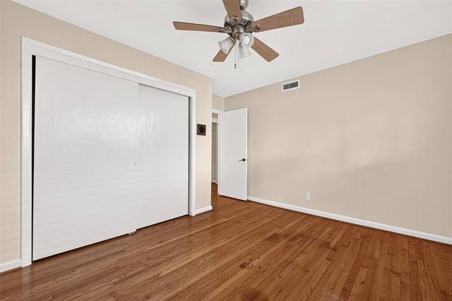 4002 Mischire Drive, Houston, TX 77025