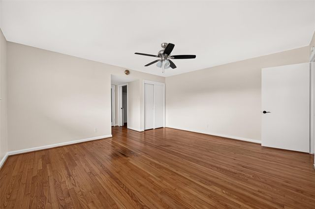 4002 Mischire Drive, Houston, TX 77025