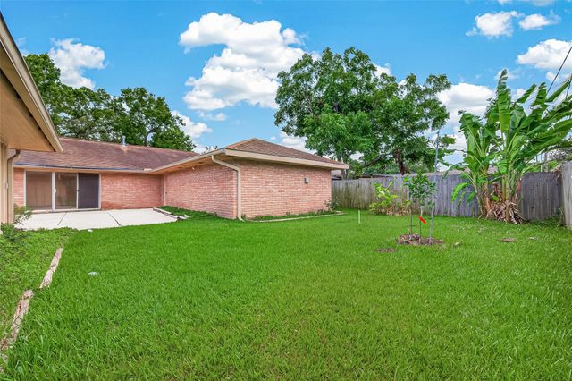 4002 Mischire Drive, Houston, TX 77025