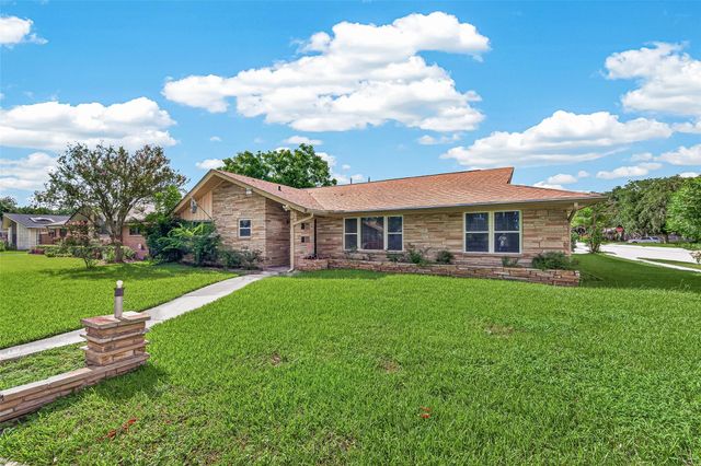 4002 Mischire Drive, Houston, TX 77025