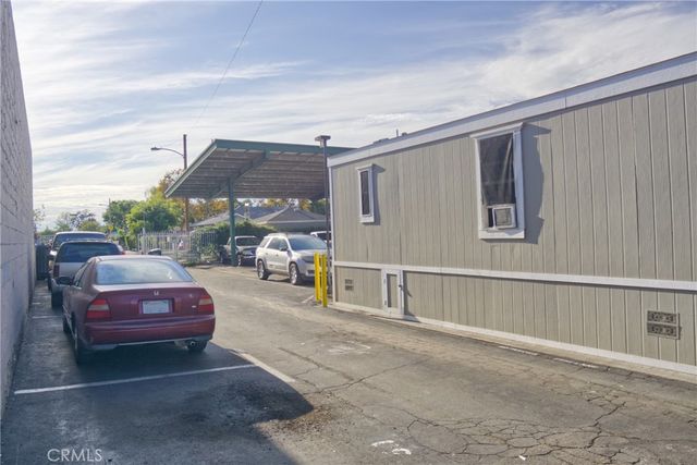 12265 Woodruff 64, Downey, CA 90241