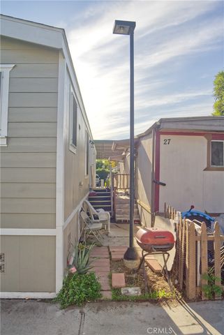 12265 Woodruff 64, Downey, CA 90241