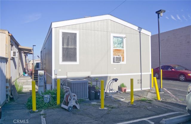 12265 Woodruff 64, Downey, CA 90241