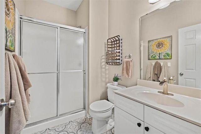 4812 W 159th Terrace, Overland Park, KS 66085