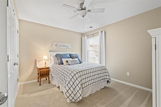 4812 W 159th Terrace, Overland Park, KS 66085