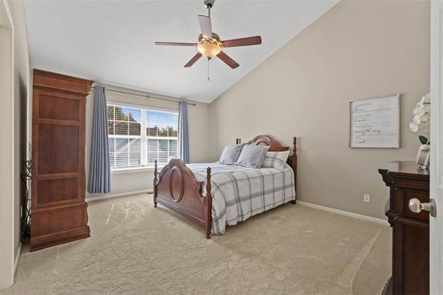 4812 W 159th Terrace, Overland Park, KS 66085