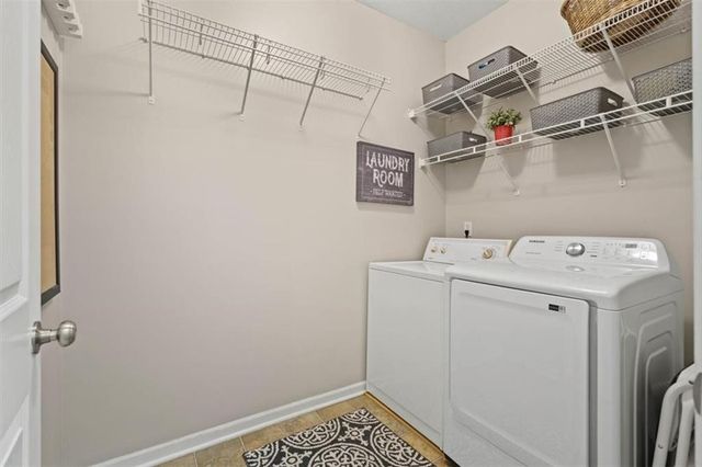 4812 W 159th Terrace, Overland Park, KS 66085