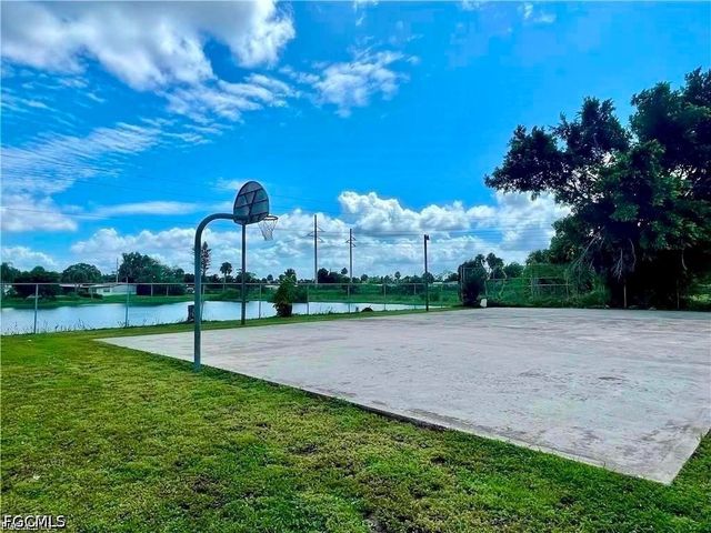 2481 Austin Smith CT, North Fort Myers, FL 33917