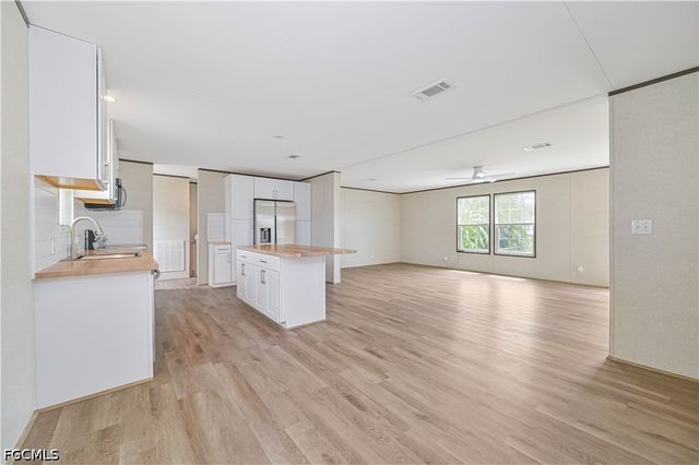 2481 Austin Smith CT, North Fort Myers, FL 33917