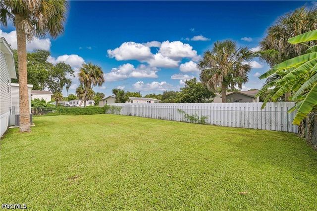 2481 Austin Smith CT, North Fort Myers, FL 33917