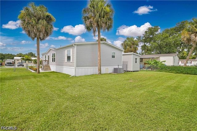 2481 Austin Smith CT, North Fort Myers, FL 33917