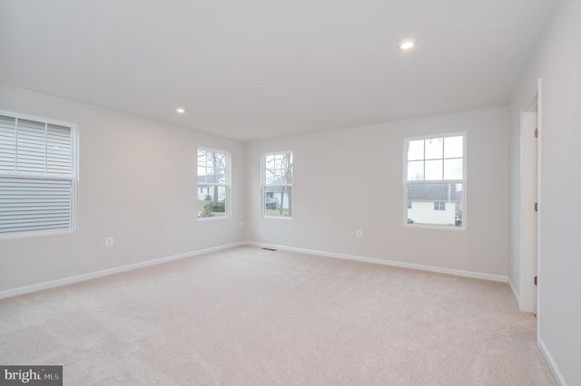 125 NATIONAL ST, Ranson, WV 25438