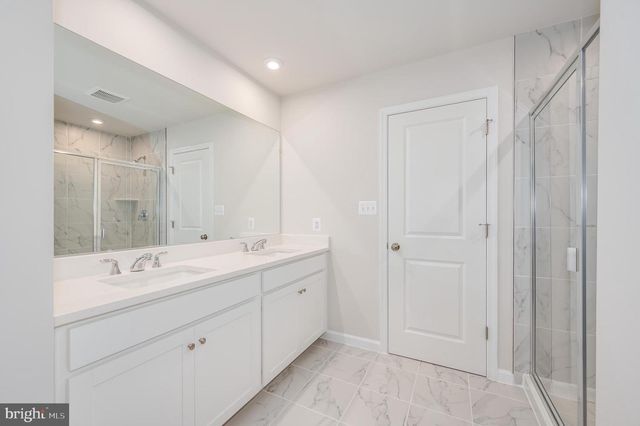125 NATIONAL ST, Ranson, WV 25438