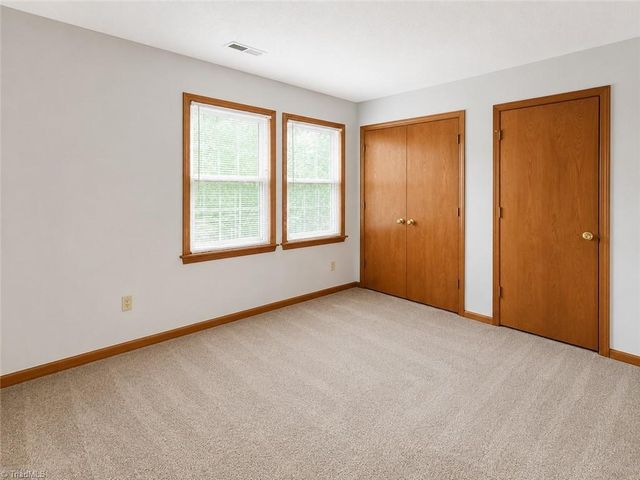 7 Brook Pine Circle, Greensboro, NC 27406