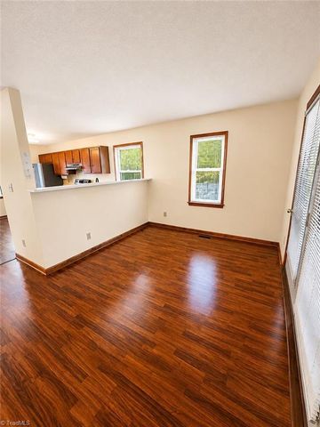 7 Brook Pine Circle, Greensboro, NC 27406