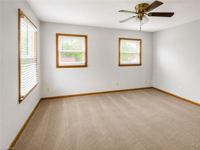 7 Brook Pine Circle, Greensboro, NC 27406