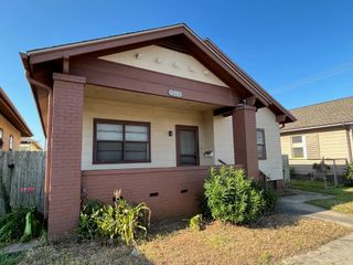 1523 Avenue O, Galveston, TX 77550